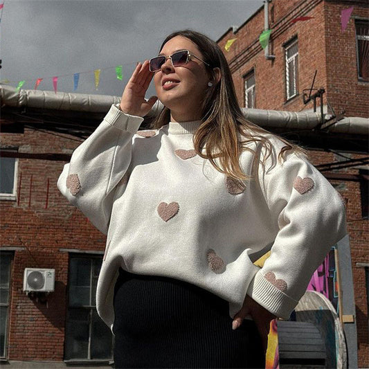 Heart-shaped Long Sleeve Sweater.